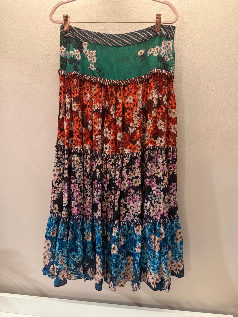 BHANUNI BY JYOTI Anthropologie Tiered Floral Patchwork Silk Maxi Skirt Size 4